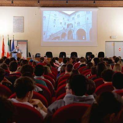 La sede didattica di Foligno ha presentato l'offerta formativa 