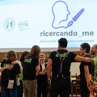 Ricercando_Me, la ricerca racconta il suo volto umano con il teatro