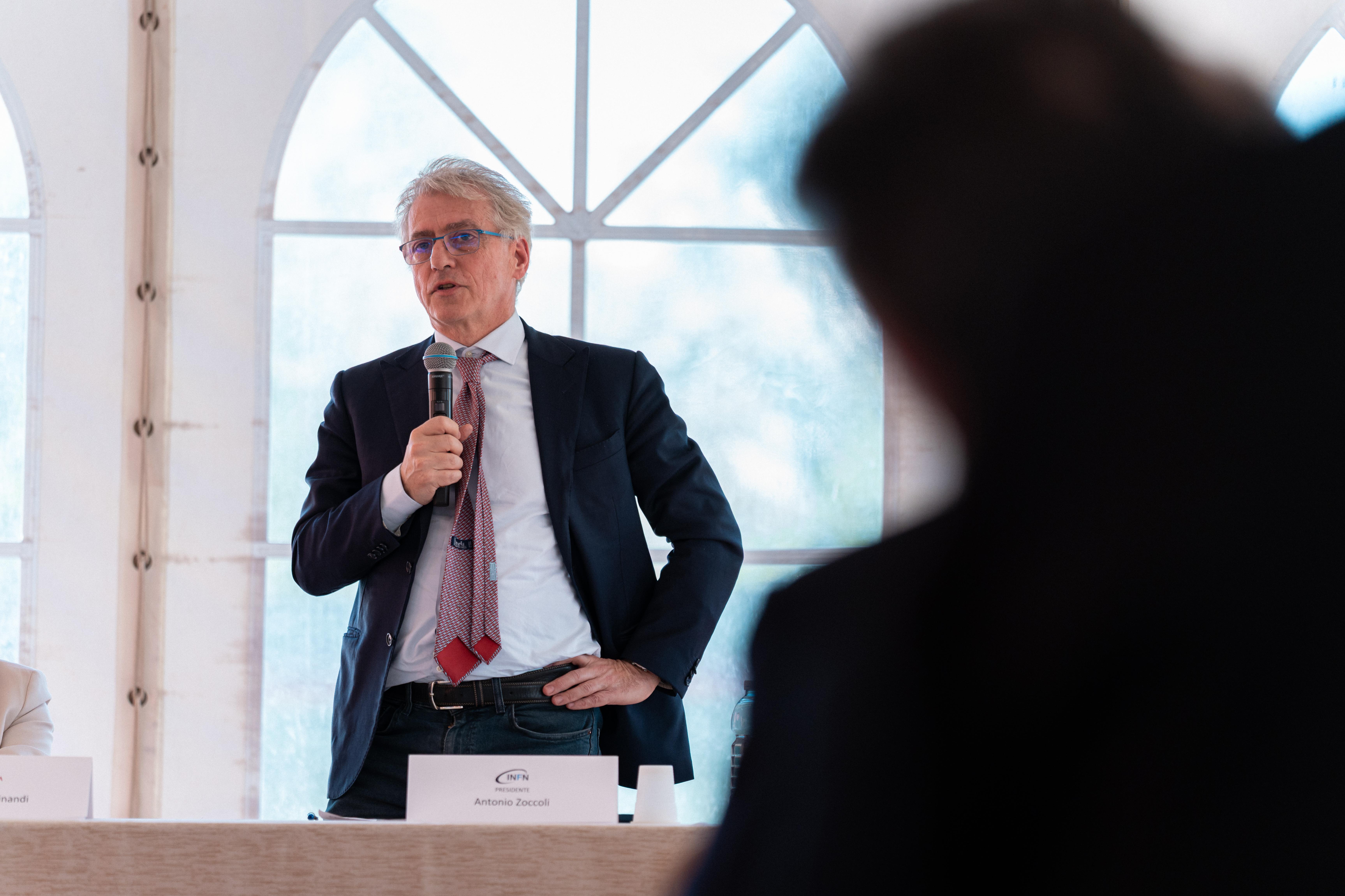 12 L'intervento del Presidente dell’Istituto Nazionale di Fisica Nucleare, Antonio Zoccoli