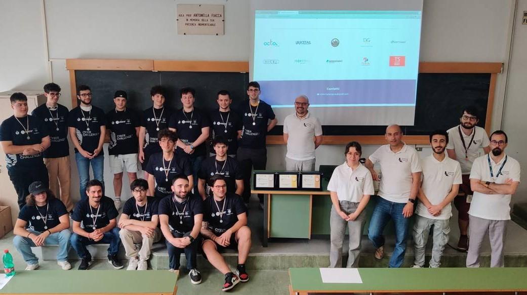 foto gruppo cyberchallenge
